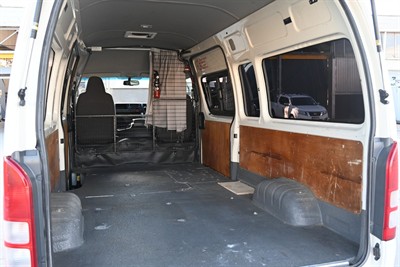 2017 Toyota Hiace - Thumbnail