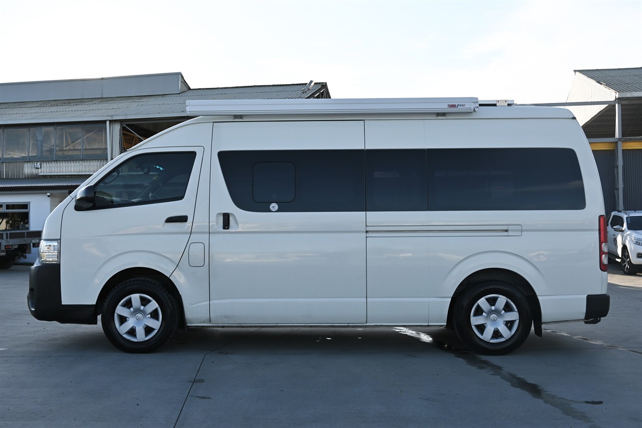 2017 Toyota Hiace