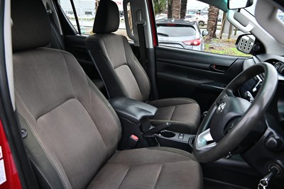 2018 Toyota Hilux - Thumbnail