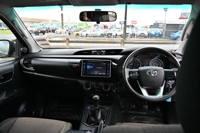 2018 Toyota Hilux - Thumbnail