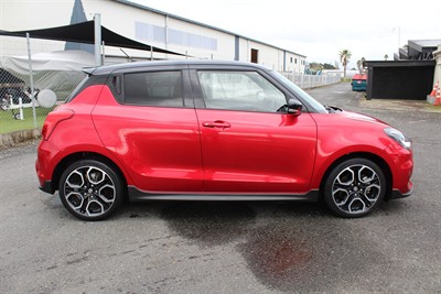 2021 Suzuki Swift - Thumbnail