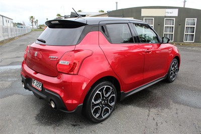 2021 Suzuki Swift - Thumbnail