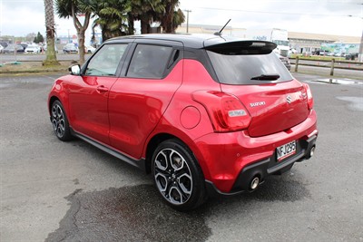 2021 Suzuki Swift - Thumbnail