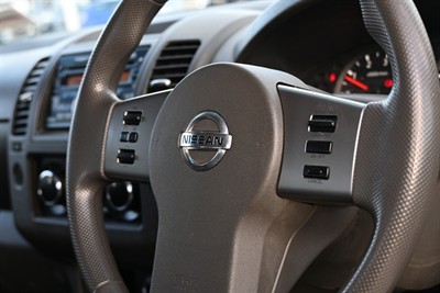 2014 Nissan Navara - Thumbnail