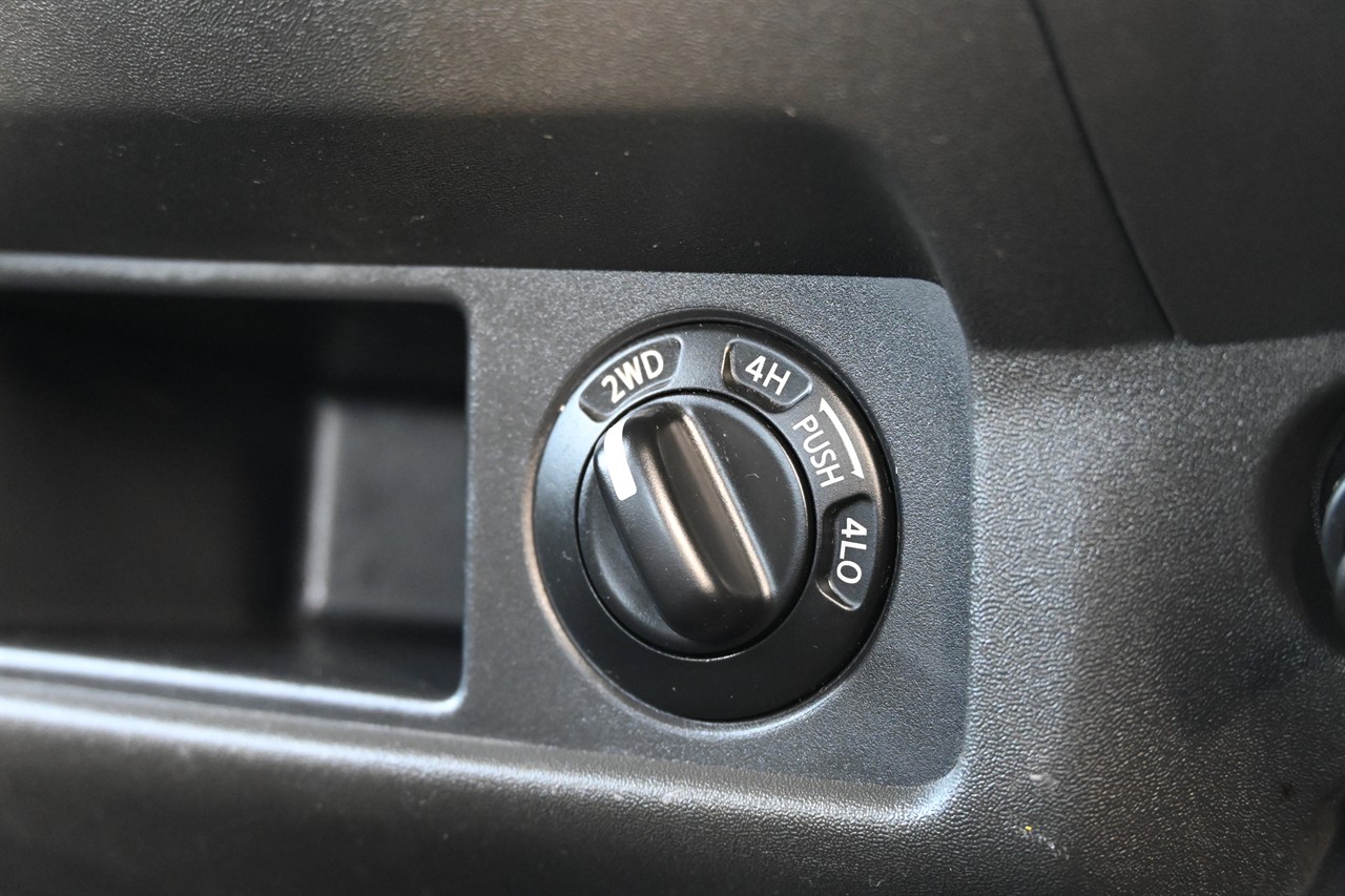 2014 Nissan Navara