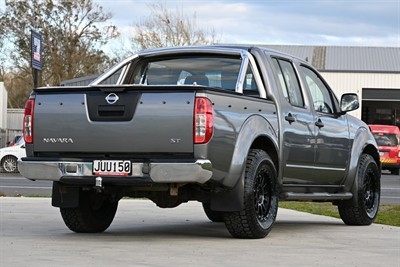 2014 Nissan Navara - Thumbnail