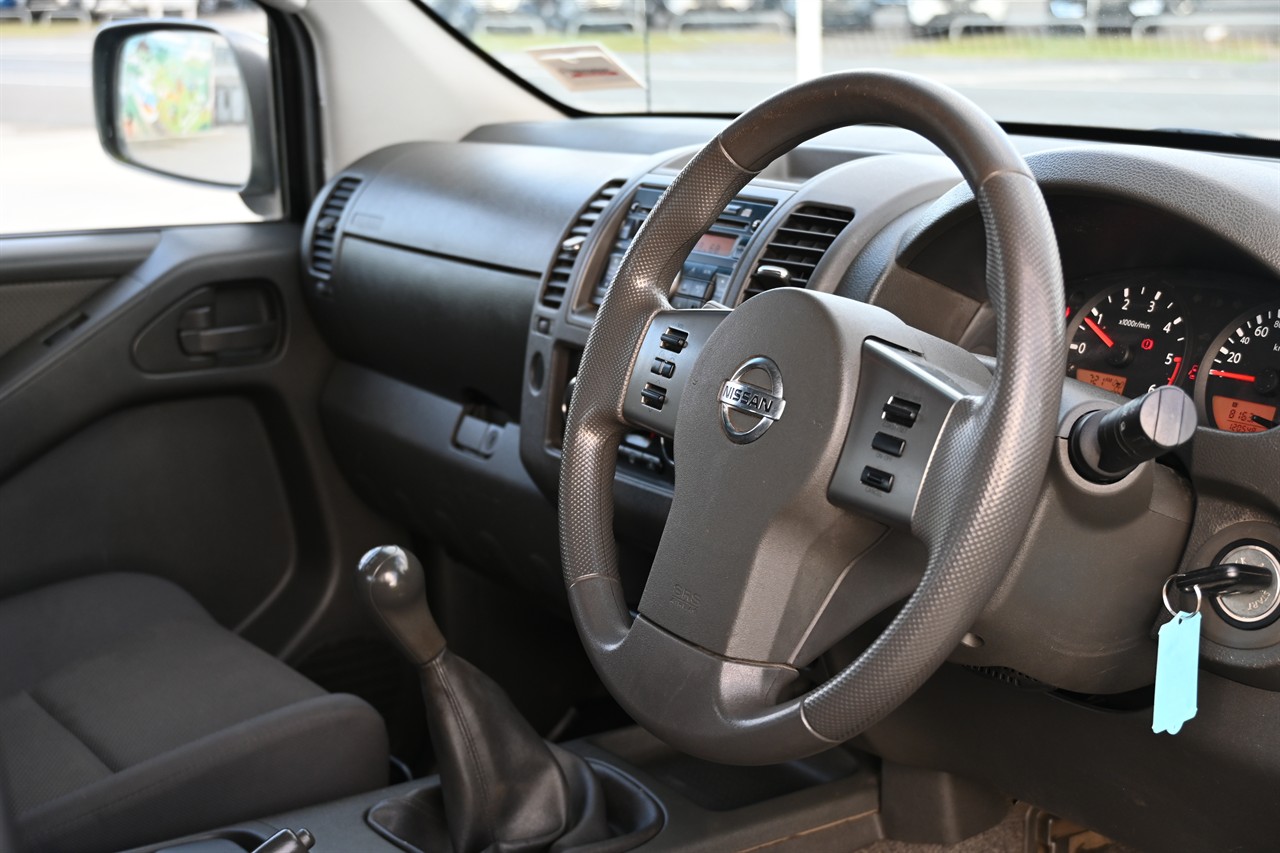 2014 Nissan Navara