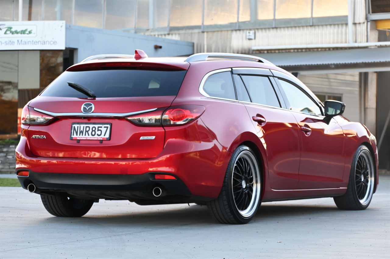 2014 Mazda Atenza