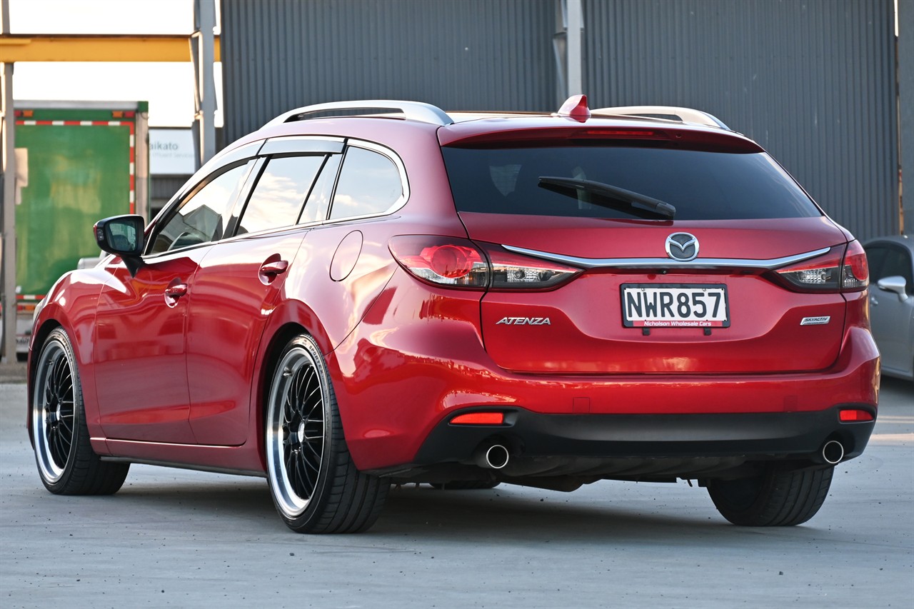 2014 Mazda Atenza