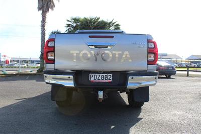2022 Toyota Hilux - Thumbnail