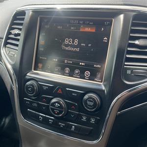 2016 Jeep Grand Cherokee - Thumbnail