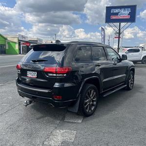 2016 Jeep Grand Cherokee - Thumbnail