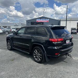 2016 Jeep Grand Cherokee - Thumbnail