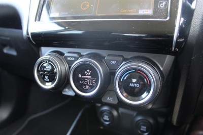 2018 Suzuki Swift - Thumbnail