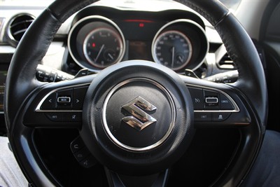 2018 Suzuki Swift - Thumbnail