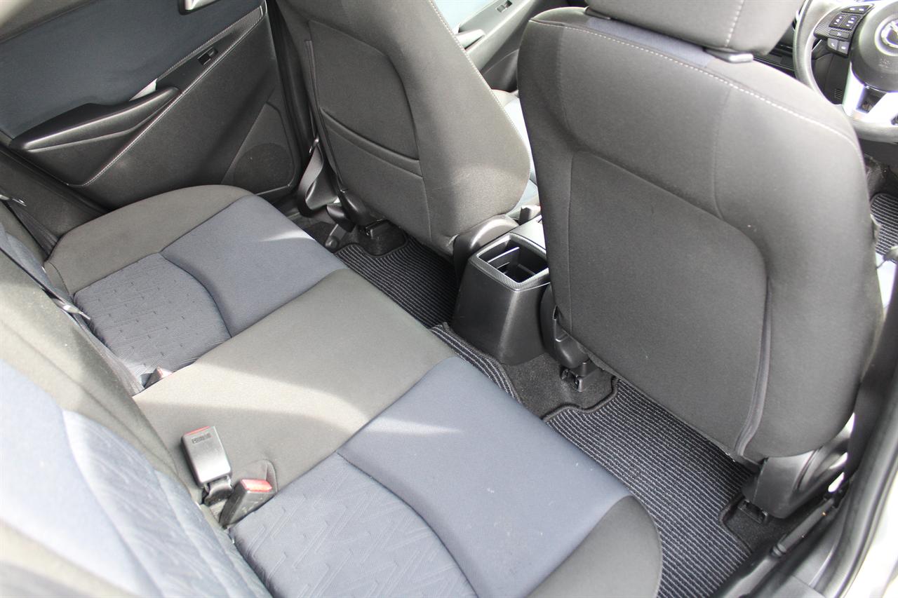 2015 Mazda Demio