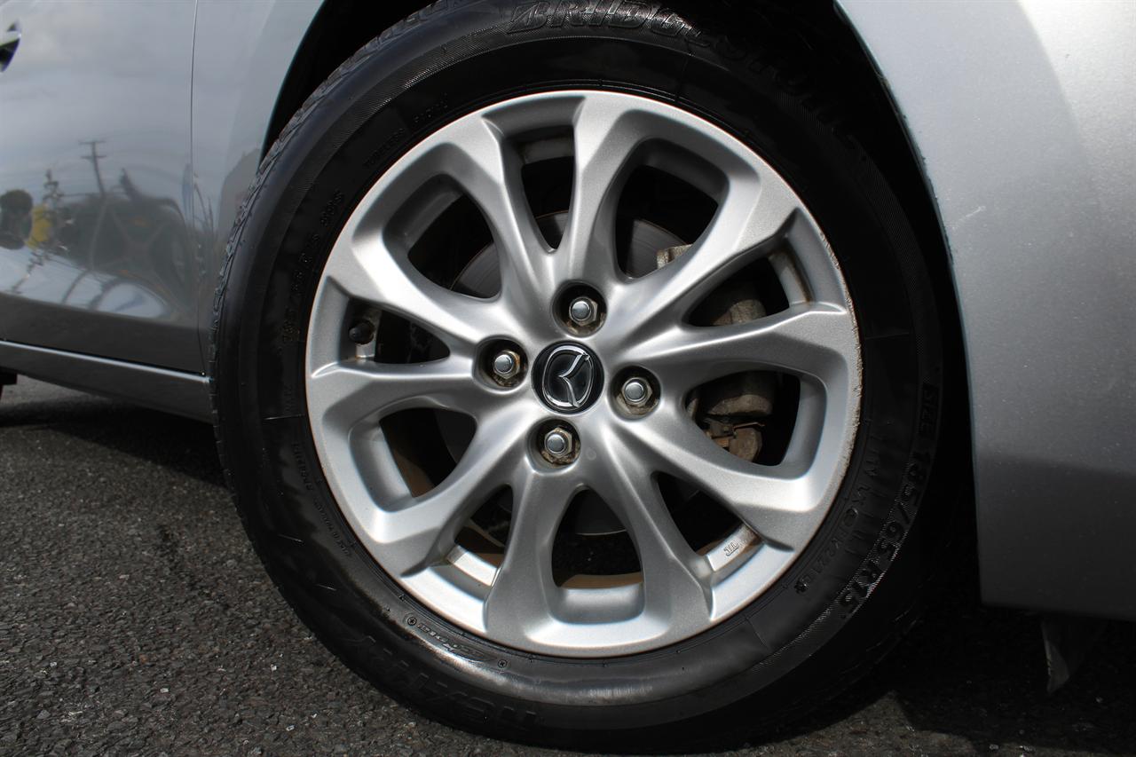 2015 Mazda Demio