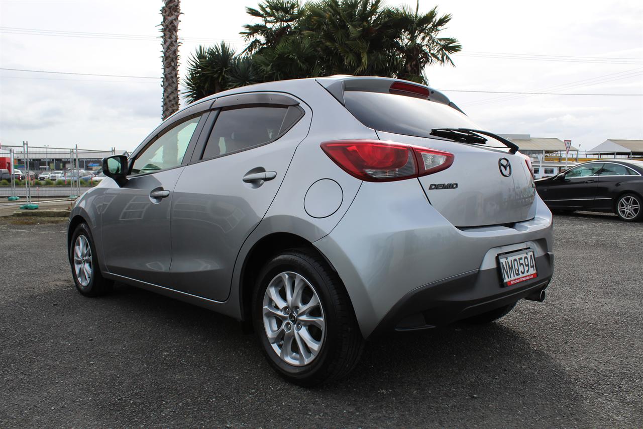 2015 Mazda Demio