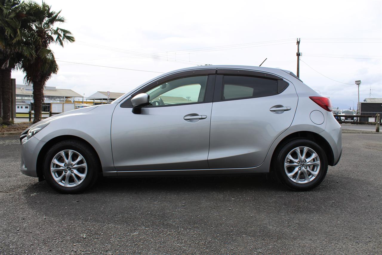 2015 Mazda Demio