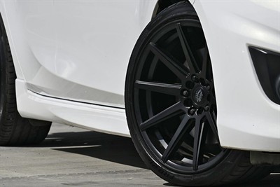 2011 Mazda Axela - Thumbnail