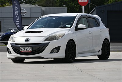 2011 Mazda Axela - Thumbnail
