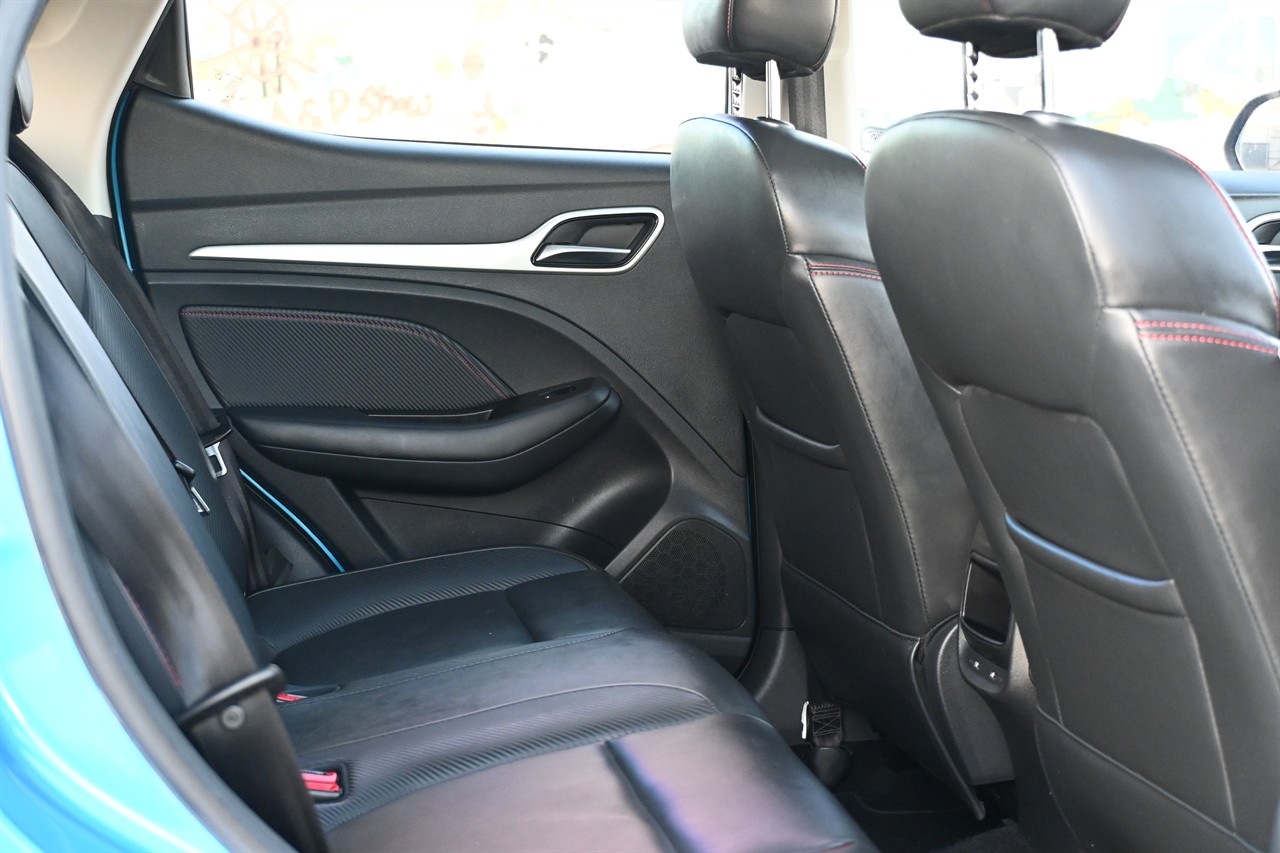 2021 MG Zs