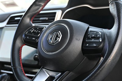 2021 MG Zs - Thumbnail