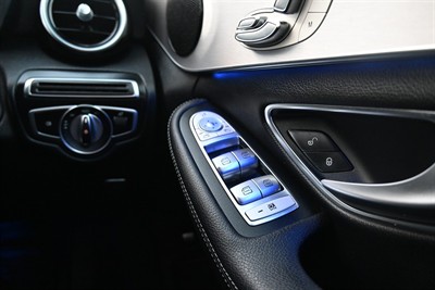 2019 Mercedes-Benz C-Class - Thumbnail