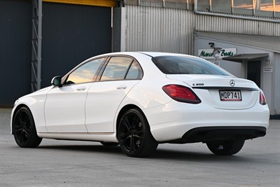 2019 Mercedes-Benz C-Class - Thumbnail