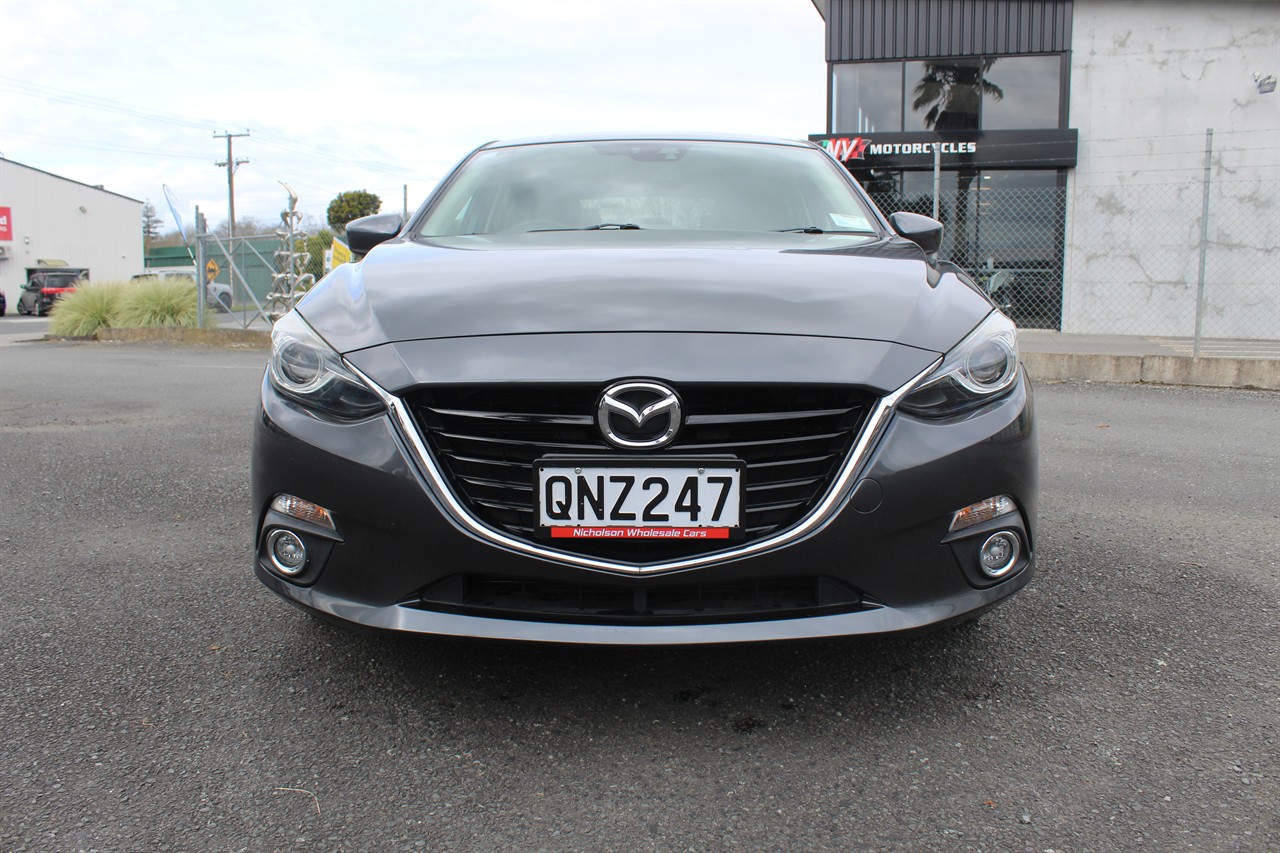 2014 Mazda Axela