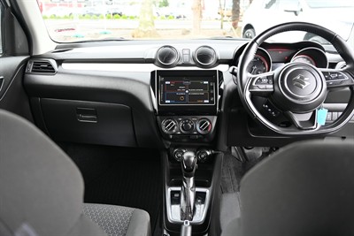 2021 Suzuki Swift - Thumbnail