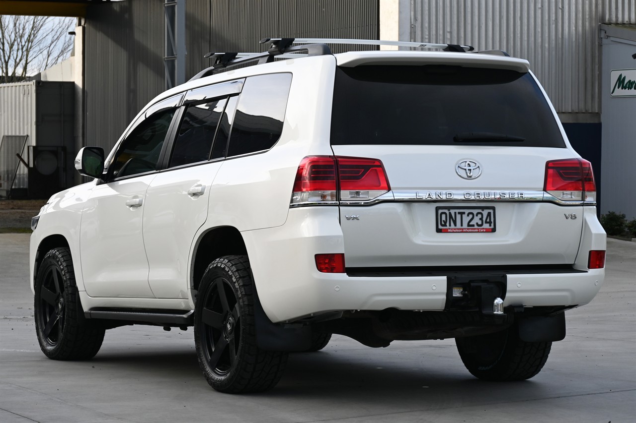2015 Toyota Landcruiser