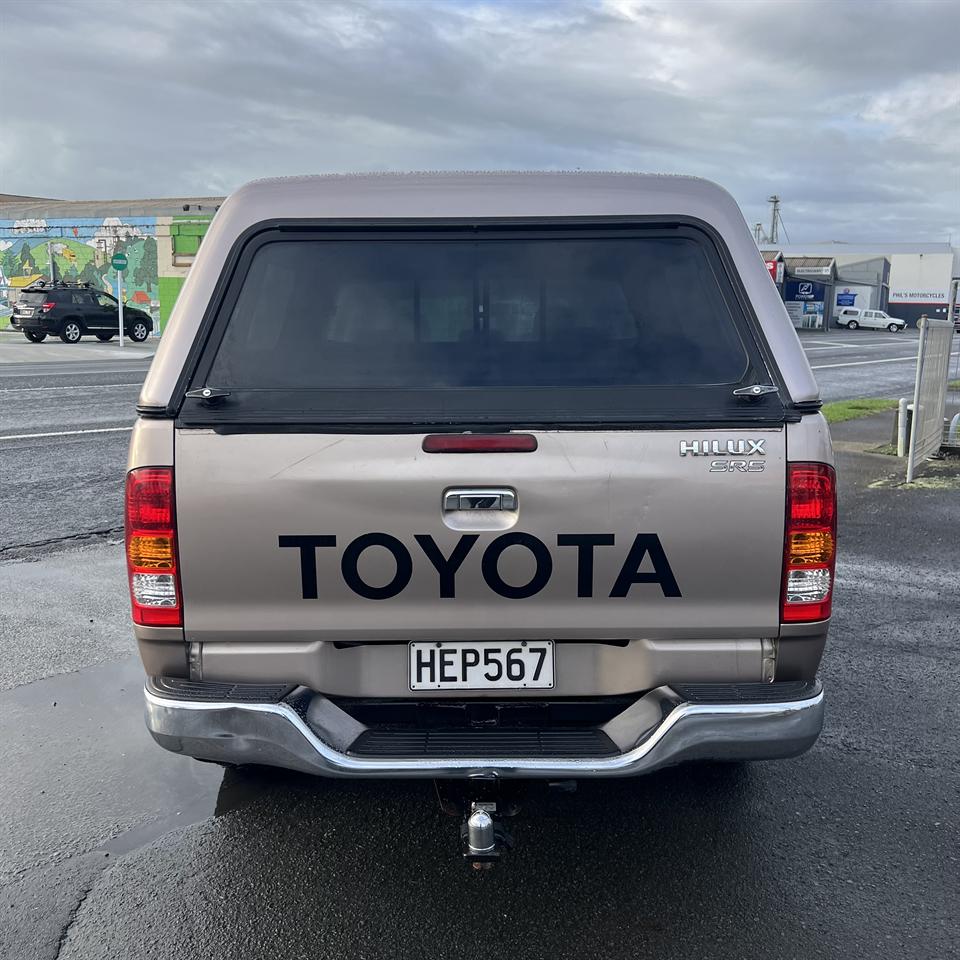 2006 Toyota Hilux