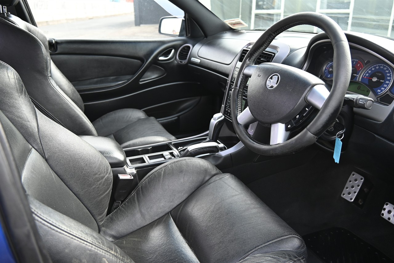 2005 Holden Commodore