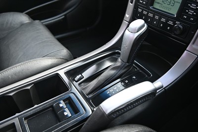 2005 Holden Commodore - Thumbnail