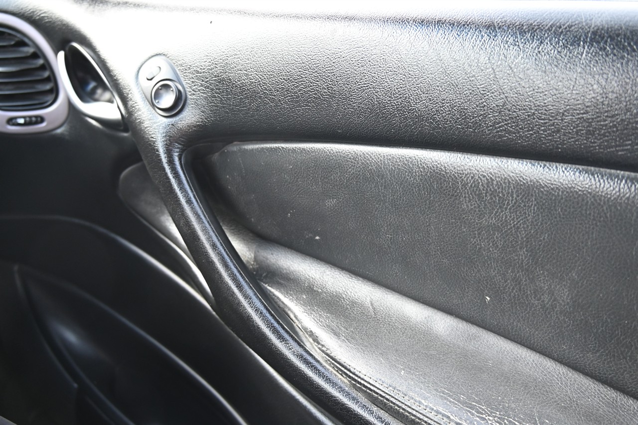 2005 Holden Commodore