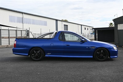 2005 Holden Commodore - Thumbnail