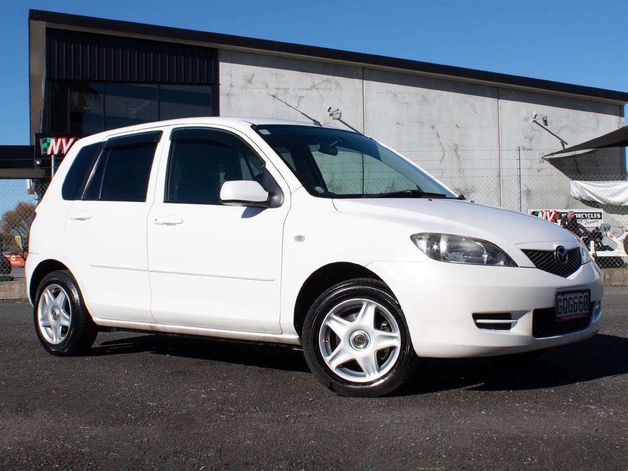 2005 Mazda Demio