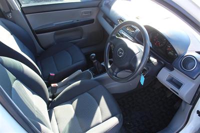 2005 Mazda Demio - Thumbnail