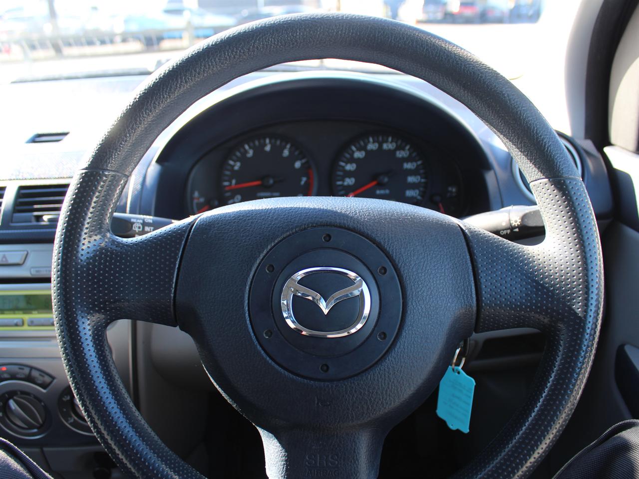 2005 Mazda Demio