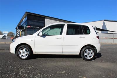 2005 Mazda Demio - Thumbnail