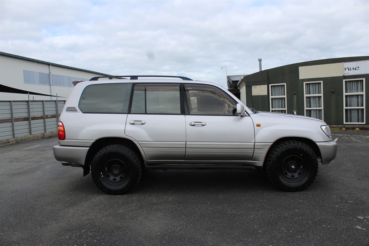2002 Toyota Landcruiser