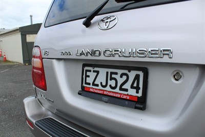 2002 Toyota Landcruiser - Thumbnail