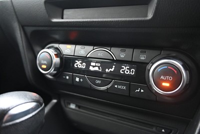 2014 Mazda Axela - Thumbnail