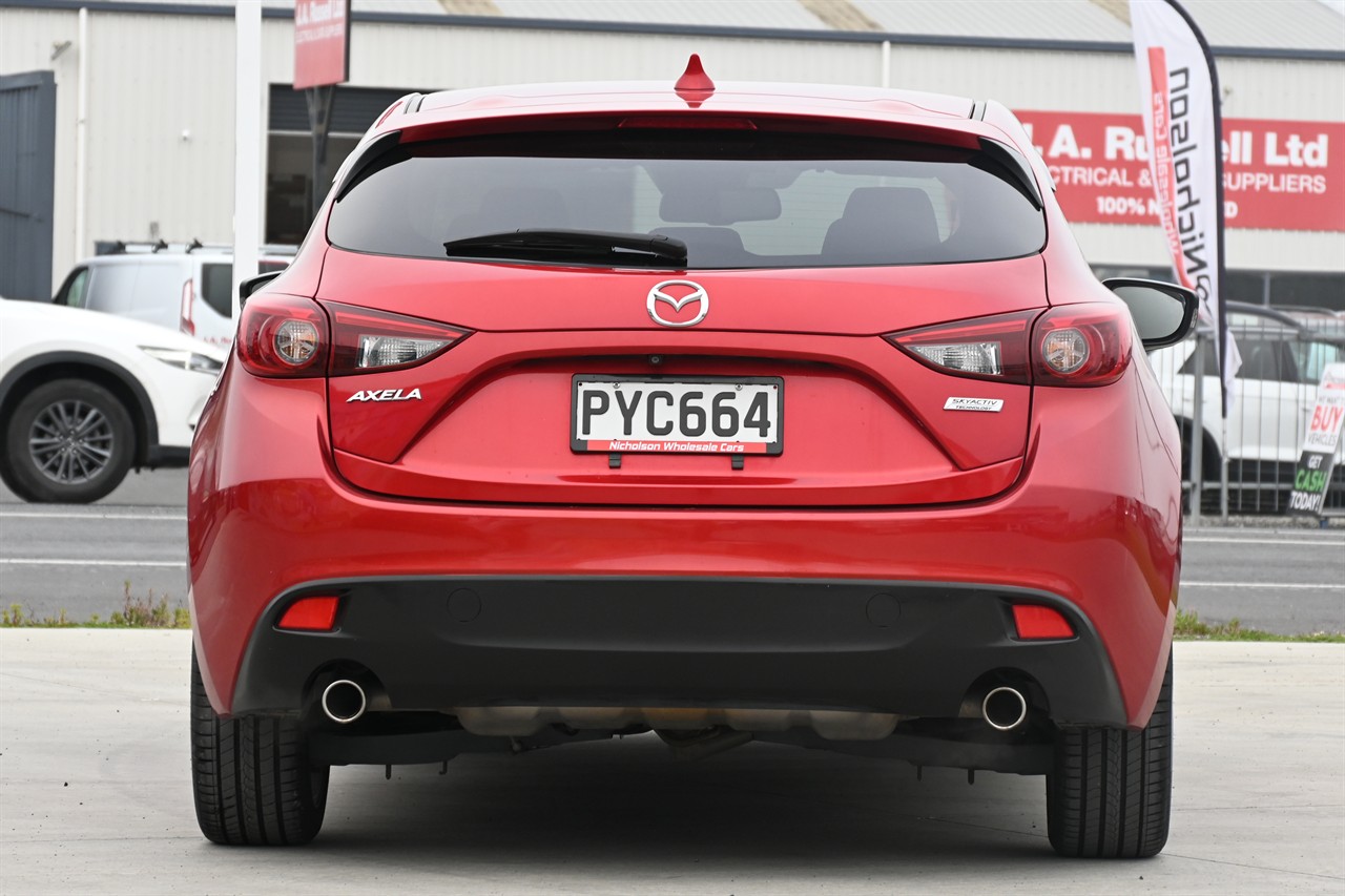 2014 Mazda Axela