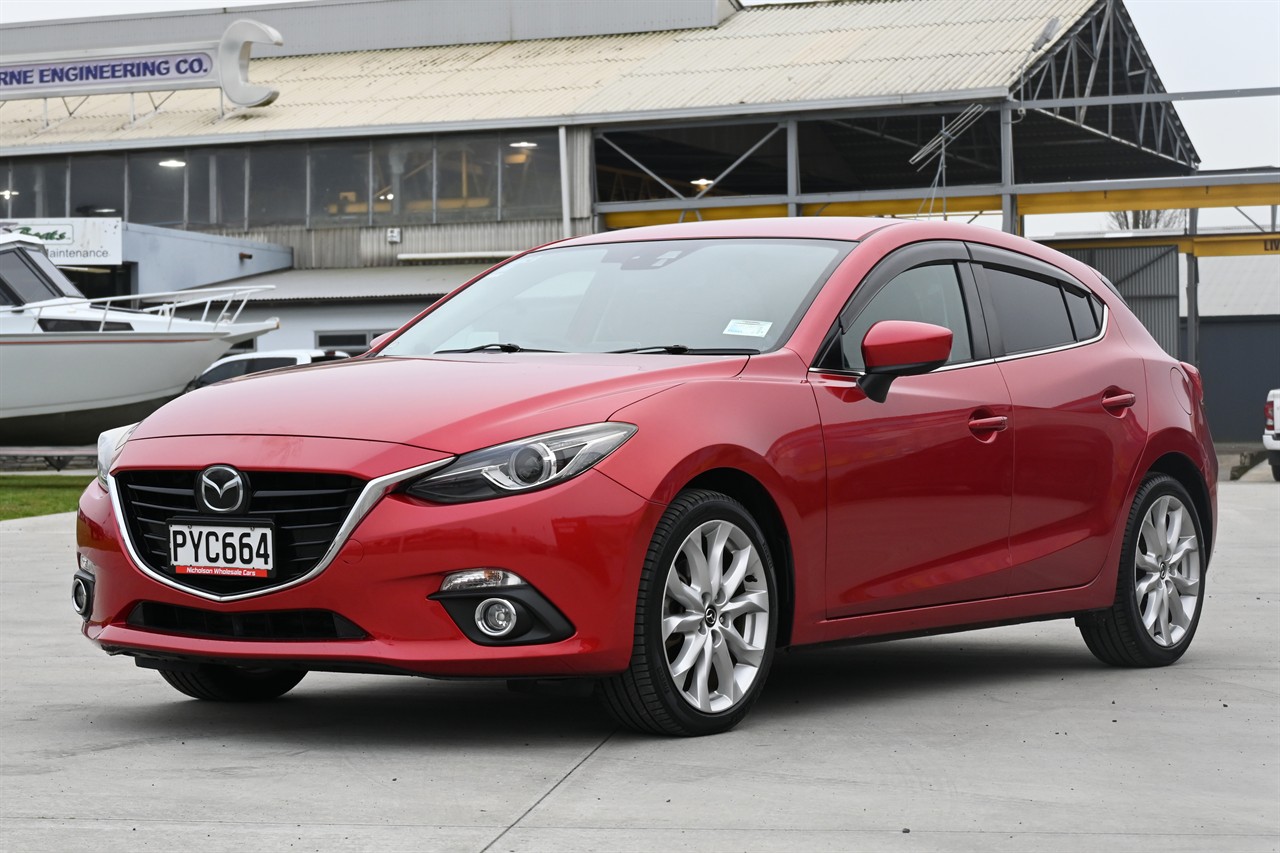 2014 Mazda Axela