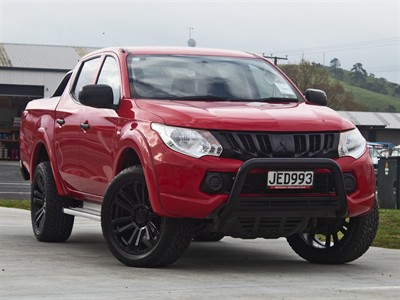2015 Mitsubishi Triton - Thumbnail