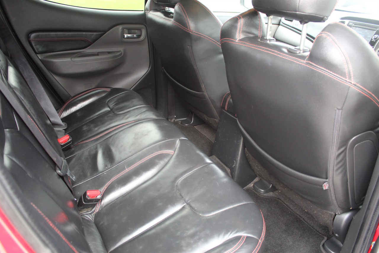 2015 Mitsubishi Triton