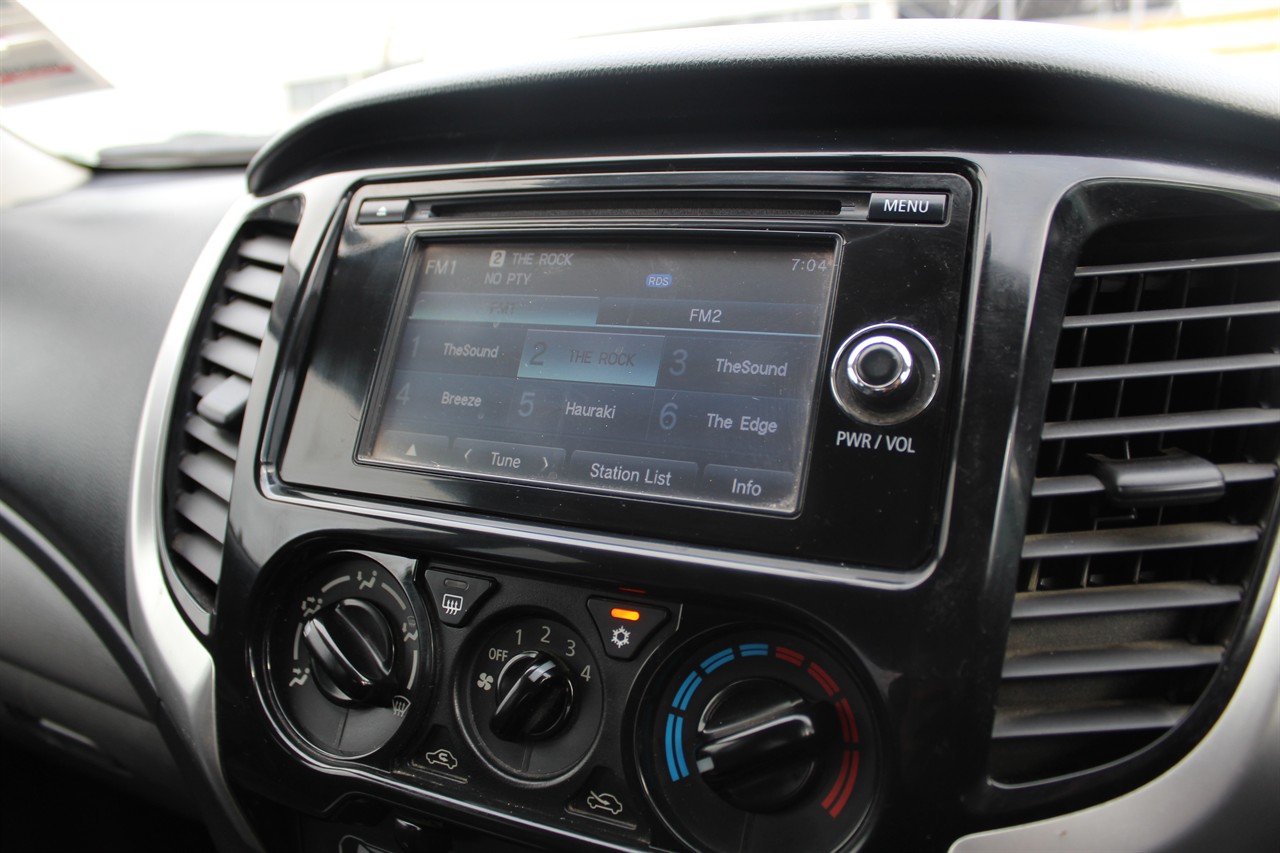 2015 Mitsubishi Triton
