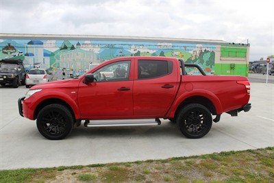 2015 Mitsubishi Triton - Thumbnail